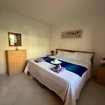 85 G Club Apartmán