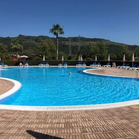 85 G Pizzo Club شقة